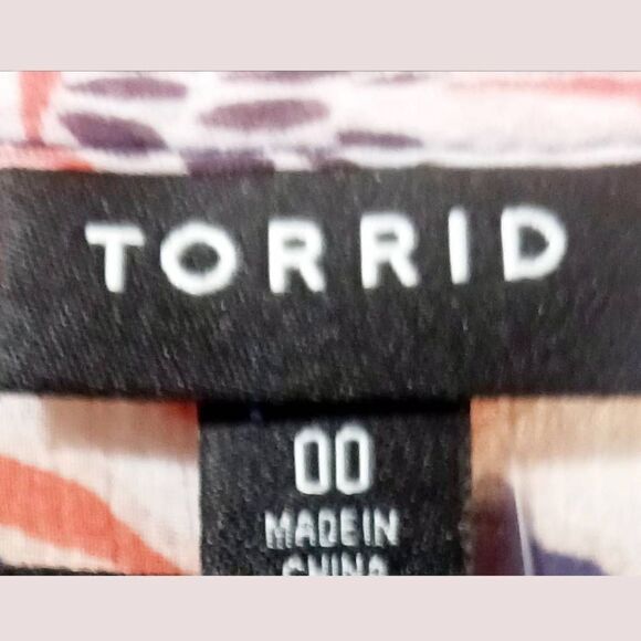 TORRID NEW Navy Floral Swiss Dot Button down Tea- Length Dress. - Picture 12 of 16